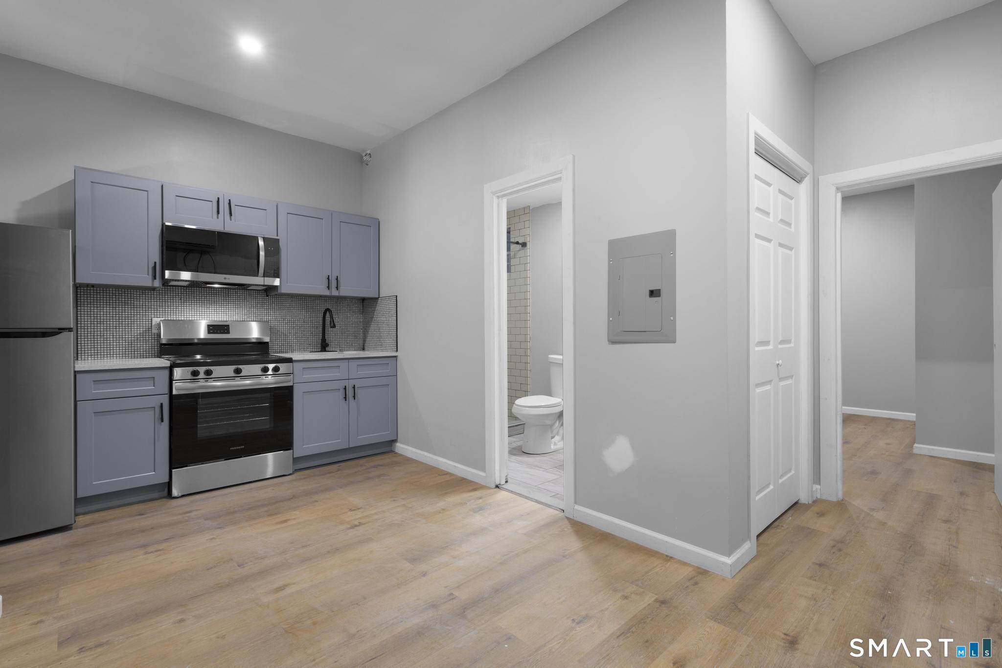 Residential Lease in Waterbury 5