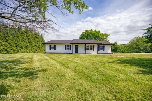 2802 Shiloh Cir, Strawberry Plains, TN, 37871-3542 | Card Image