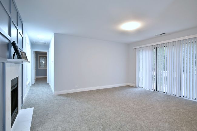 D - 5177 Coventry Ln, Condo with 2 bedrooms, 2 bathrooms and 1 parking in Gurnee IL | Image 6