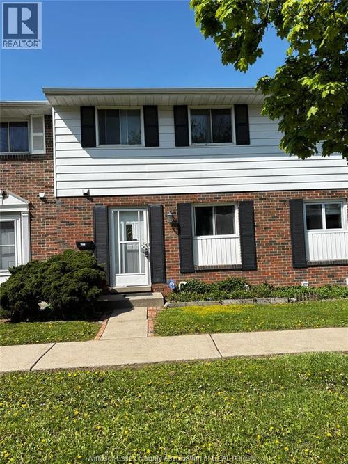 3-3057 Meadowbrook Lane, Windsor, ON, N8T3C5 | Card Image