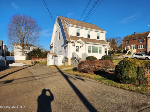 34 Harold St, Cos Cob, CT, 06807-2133 | Card Image