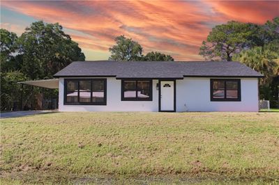 8506 Pensacola Rd, House other with 3 bedrooms, 1 bathrooms and null parking in FORT PIERCE FL | Image 1