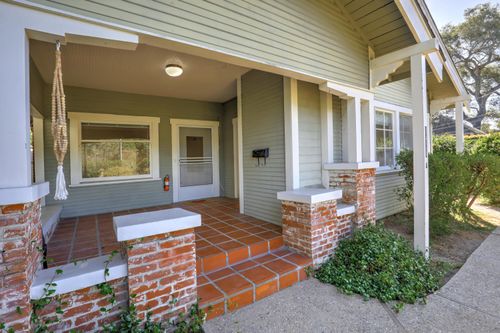 1424 De La Vina St, SANTA BARBARA, CA, 93101-3027 | Card Image