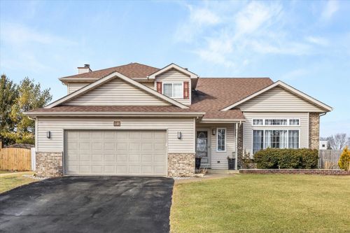 1101 Lindsay St, Joliet, IL, 60431-8757 | Card Image