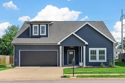 1140 Eagles Bluff Dr, Clarksville, TN, 37040-1442 | Card Image