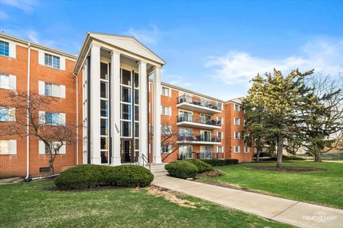 apt-403-1050 Farnsworth Ave, Aurora, IL, 60505-2095 | Card Image