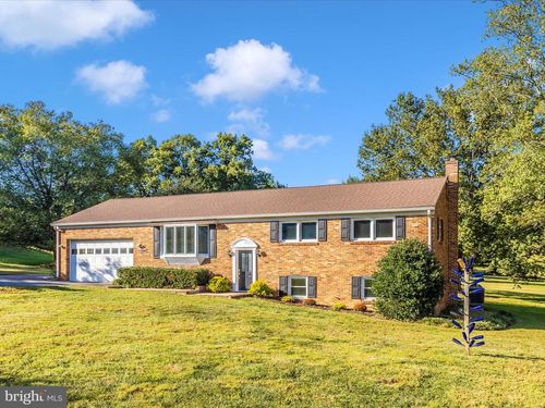 15884 Union Chapel Rd, WOODBINE, MD, 21797-7708 | Card Image