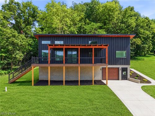 1297 Goshen Hill Road Se, New Philadelphia, OH, 44663 | Card Image