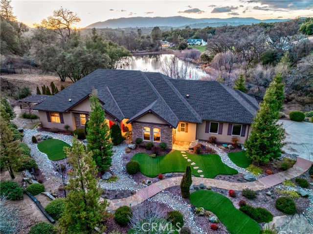 Lulniu Ln, Ahwahnee, CA 93601