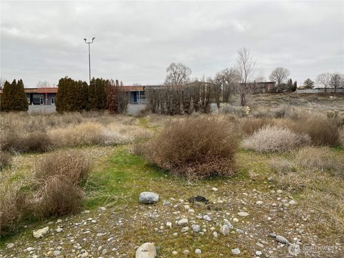 0 75X W Central Dr, Moses Lake, WA, 98837 | Card Image