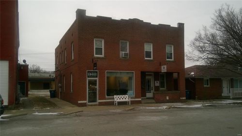 1216 Main Street, Highland, IL, 62249 | Card Image