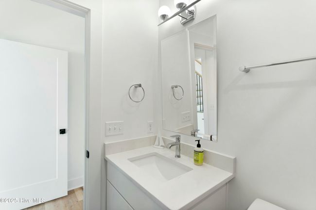 2 - 207 Florence Ave, Condo with 4 bedrooms, 5 bathrooms and null parking in Carolina Beach NC | Image 23