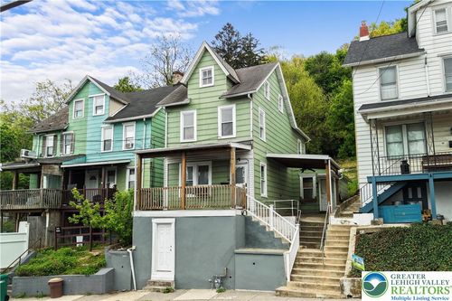 949 Wyandotte St, BETHLEHEM, PA, 18015-2745 | Card Image