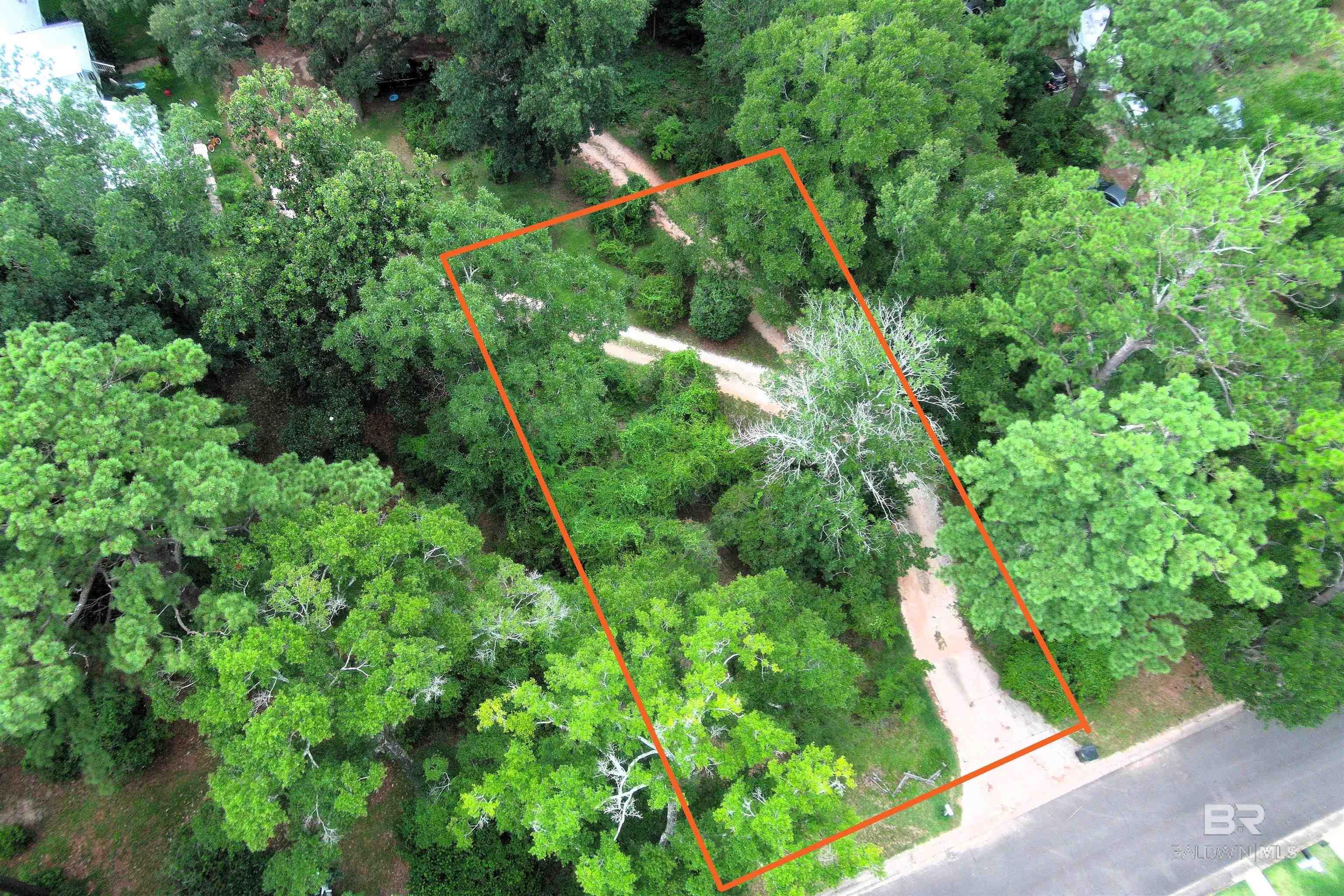 Laurel Ave, Fairhope, AL 36532