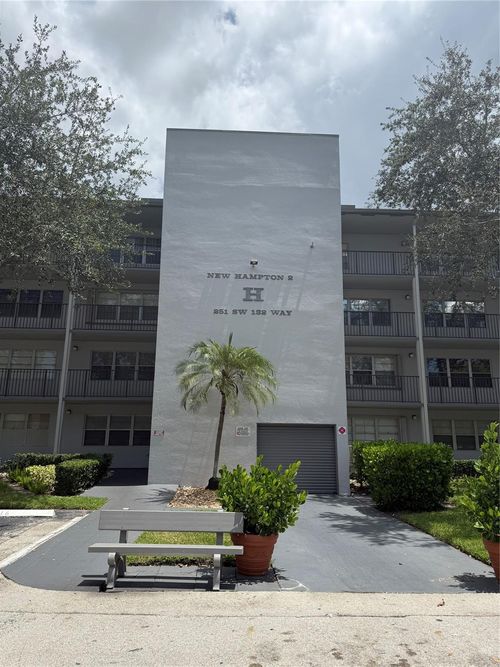 apt-108h-251 Sw 132nd Way, Pembroke Pines, FL, 33027-1671 | Card Image