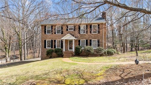 220 Baptist Dr, King, NC, 27021-7818 | Card Image