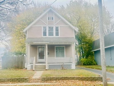 103 Sibben Street, House other with 3 bedrooms, 1 bathrooms and null parking in Manistee MI | Image 1