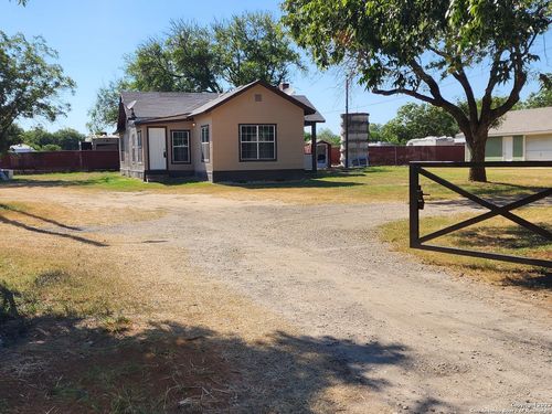 1-20335 Campbellton Rd, San Antonio, TX, 78264-4401 | Card Image