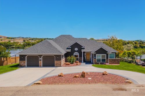 311 River View Dr, Marsing, ID, 83639-5137 | Card Image