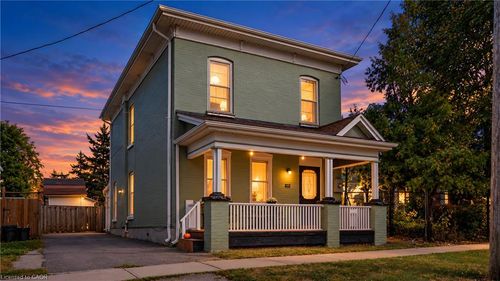 137 Alfred St, Brantford, ON, N3S5G7 | Card Image