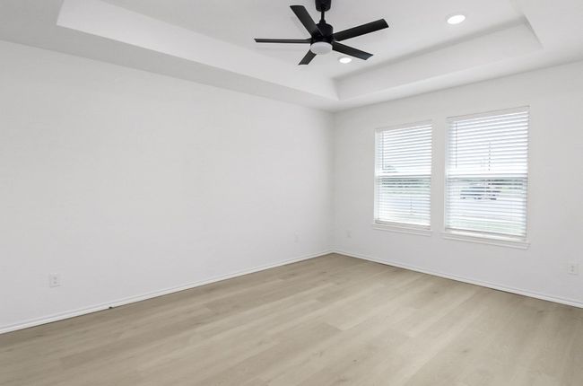 804 Bell St, House other with 3 bedrooms, 2 bathrooms and null parking in Coleman TX | Image 9