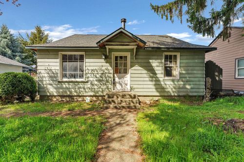 15003 E Rich Ave, Spokane Valley, WA, 99216-2606 | Card Image