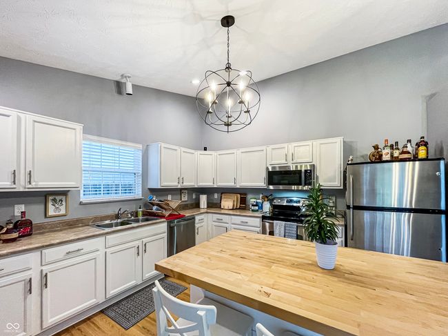 2636 Bluewood Way, House other with 3 bedrooms, 2 bathrooms and null parking in Plainfield IN | Image 8