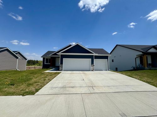 168 Stonelake Dr Se, Rochester, MN, 55904-6490 | Card Image