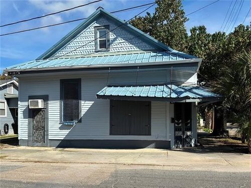 8303-8301-8303 Belfast St, New Orleans, LA, 70118-3133 | Card Image