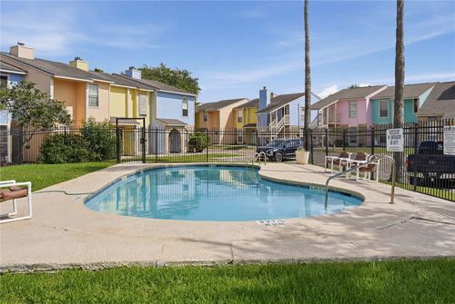 u-104-6702 Everhart Rd, Corpus Christi, TX, 78413-2362 | Card Image