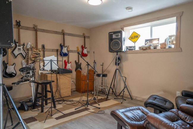 42 Falcon Drive, House other with 5 bedrooms, 3 bathrooms and 12 parking in New Sarepta AB | Image 34
