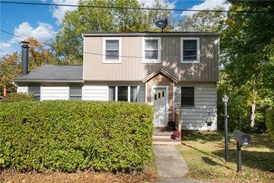 522 Upper Rd, House other with 3 bedrooms, 2 bathrooms and null parking in Upper St. Clair PA | Image 1