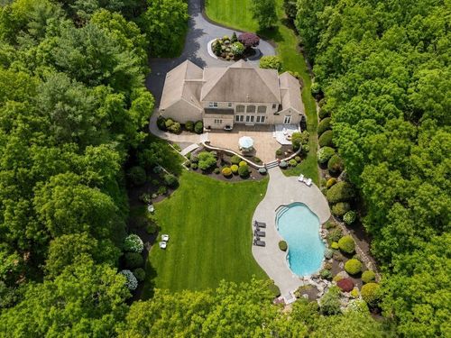 9 Fiorenza Dr, Wilmington, MA, 01887-4421 | Card Image