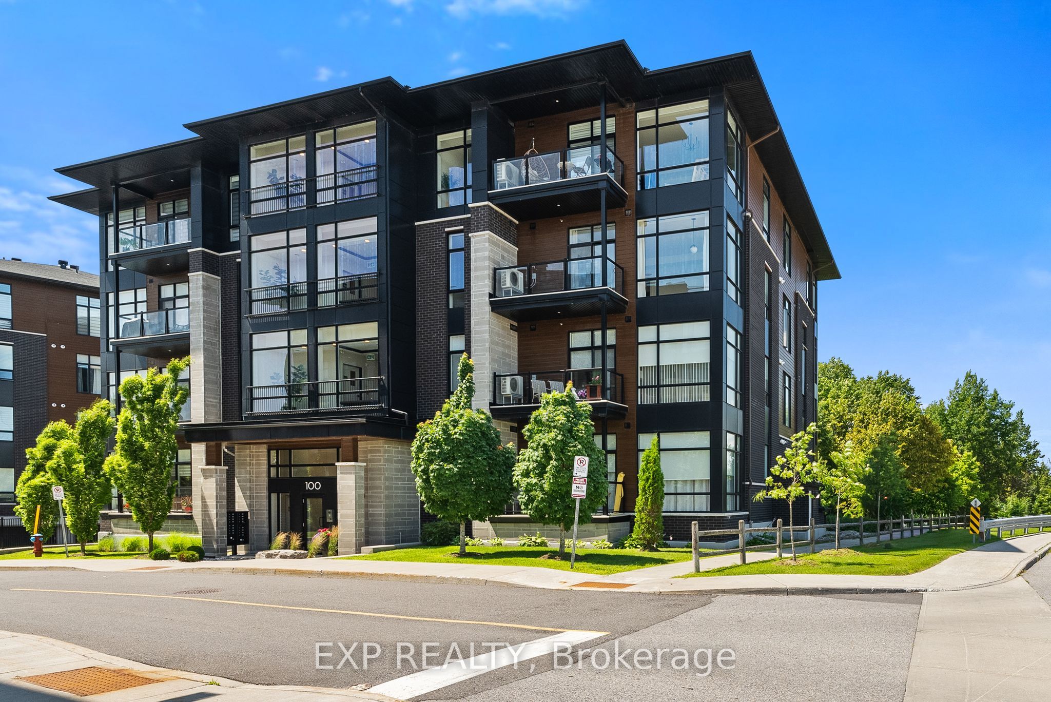 Residential in Blossom Park - Airport and Area