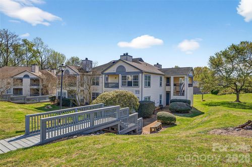 8124 Tremaine Ct, Charlotte, NC, 28227-0605 | Card Image