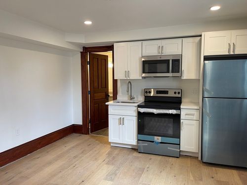 apt-1-41 Summer St, Leominster, MA, 01453-0020 | Card Image