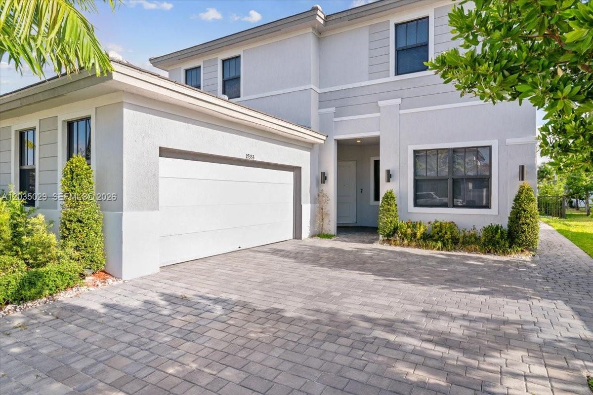 Residential in Miramar