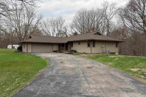 9356 S 375 E, Brookston, IN, 47923-8252 | Card Image
