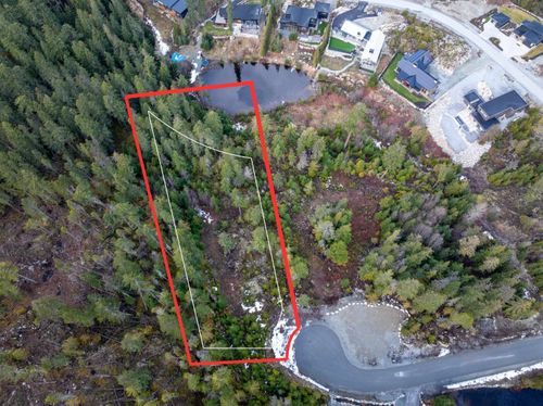 9285 Siskin Street, Whistler, BC, V8E1M1 | Card Image