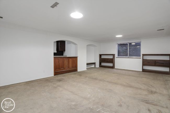 Basement Rec Room | Image 31