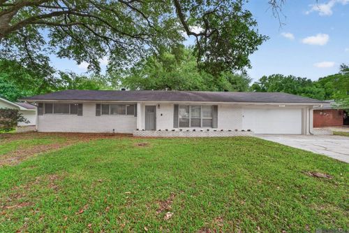 4835 Newell St, Zachary, LA, 70791-2722 | Card Image