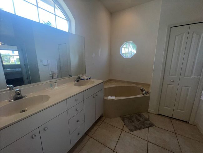 5011 Key Largo Dr, House other with 3 bedrooms, 2 bathrooms and null parking in PUNTA GORDA FL | Image 37