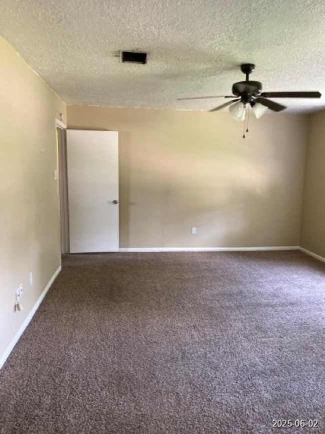 5603 Mossy Timbers Dr, House other with 4 bedrooms, 3 bathrooms and 2 parking in Humble TX | Image 14