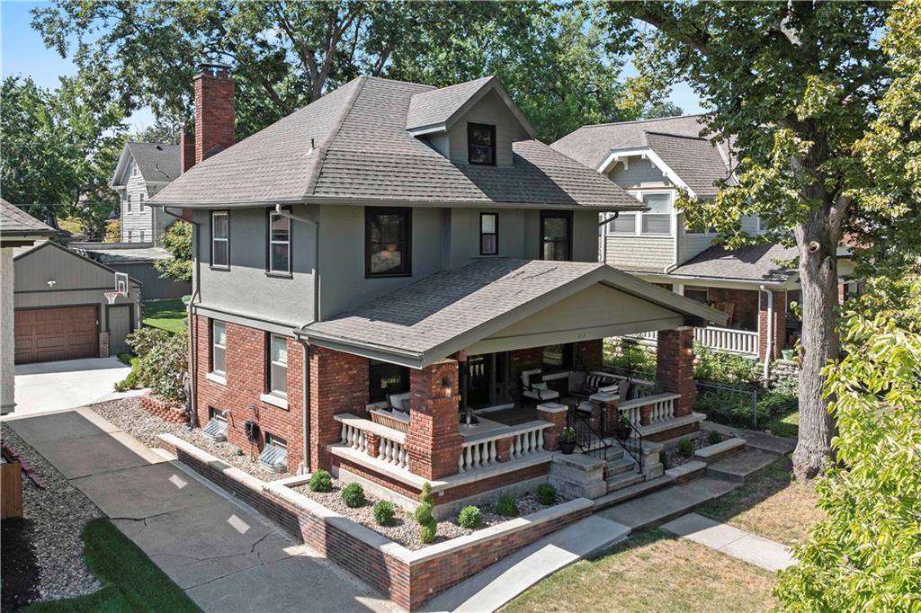 62nd St, Kansas City, MO 64113