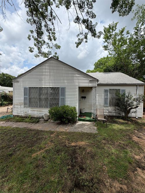 4405 Wayne Ct N, Haltom City, TX, 76117-4929 | Card Image