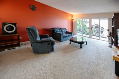 305 - 7021 W Touhy Avenue, Condo with 2 bedrooms, 1 bathrooms and 1 parking in Niles IL | Image 3