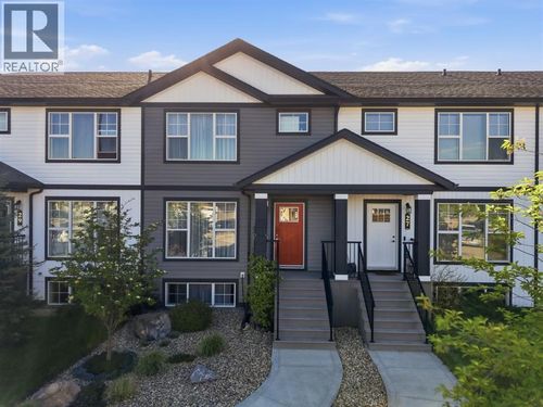 28 Hawthorn Place, Sylvan Lake, AB, T4S2L6 | Card Image
