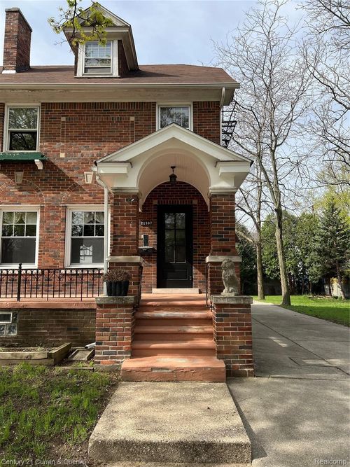21507 Edna St, Dearborn, MI, 48124-2809 | Card Image