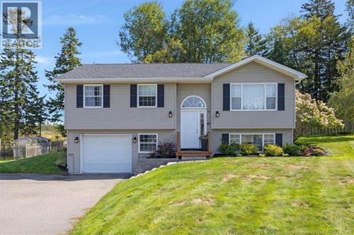 40 Gaelic Dr, Saint John, NB, E2M5S7 | Card Image