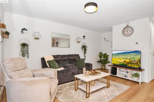 apt-38-1701 Mahogany Way, Antioch, CA, 94509-3144 | Card Image